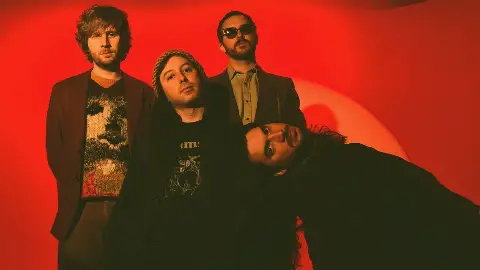 Anamanaguchi w/ Covet