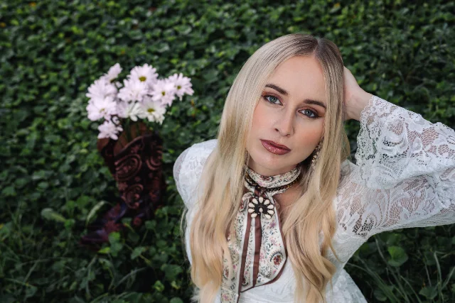 FREE SHOW! Melanie Dyer